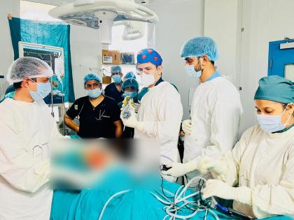 operation with rheumatic hand in Pune; Sassoon became the first hospital in Maharashtra | पुण्यात राेबाेटिक हॅंडच्या साहाय्याने ऑपरेशन; ससून ठरले महाराष्ट्रातील पहिले रुग्णालय