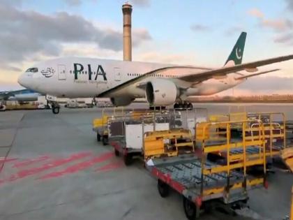 Pakistan is closing many air routes! What is the real reason? There is a possibility that big planning is underway | पाकिस्तान अनेक हवाई मार्ग करत आहे बंद! नेमकं कारण तरी काय?मोठे नियोजन सुरू असल्याची शक्यता Pakistan is closing many air routes! What is the real reason? There is a possibility that big planning is underway | पाकिस्तान अनेक हवाई मार्ग करत आहे बंद! नेमकं कारण तरी काय?मोठे नियोजन सुरू असल्याची शक्यता