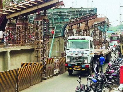  The Old Pune-Mumbai Highway: The Road to the Travelers | जुना पुणे-मुबंई महामार्ग : वाहतूककोंडी नित्याचीच