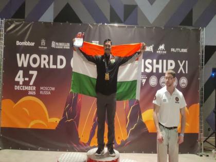 योगेश जांभुळकर यांनी उंचावली देशाची मान;रशियात पार पडलेल्या पावरलिफ्टिंग स्पर्धेत मिळविले सुवर्णपदक