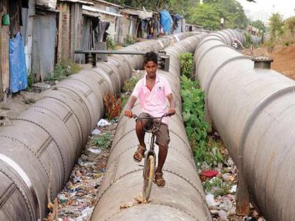 Encroachment around waterways is worrisome; large-scale development work on private lands | जलवाहिन्यांभोवतीचे अतिक्रमण चिंताजनक; खासगी जमिनींवर मोठ्या प्रमाणात विकासकामे Encroachment around waterways is worrisome; large-scale development work on private lands | जलवाहिन्यांभोवतीचे अतिक्रमण चिंताजनक; खासगी जमिनींवर मोठ्या प्रमाणात विकासकामे