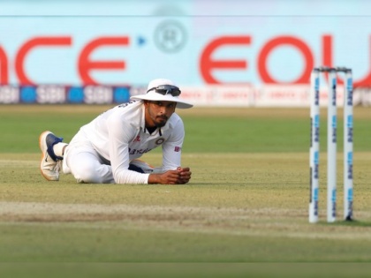 The ICC has rated Bengaluru pitch for the Pink Ball Test between India and Sri Lanka as 'below average', venue will receive one demerit  | India vs Sri Lanka दुसऱ्या कसोटीच्या खेळपट्टीला 'Below Average'चा शेरा; ICCच्या निर्णयाचा टीम इंडियाला बसेल का फटका?