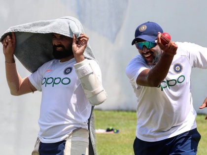 India vs West Indies, 2nd Test : Ian Bishop shares picture of Sabina Park's green-top pitch | India vs West Indies, 2nd Test : कशी असेल किंगस्टनची खेळपट्टी? इयान बिशॉप यांनी शेअर केला फोटो
