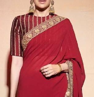 प्लेन साडी - डिझायनर ब्लाऊजची सुपरहिट जोडी! फॅशनचा नवा ट्रेंड - दिवाळीत लूक दिसेल हटके...