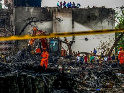 Ahmedabad Air India Plane Crash Big update! Seven bodies identified; Vijay Rupani's body not identified, death toll... | मोठी अपडेट! सात मृतदेहांची ओळख पटली; विजय रुपाणींच्या मृतदेहाची ओळख पटलेली नाही, मृतांचा आकडा... Ahmedabad Air India Plane Crash Big update! Seven bodies identified; Vijay Rupani's body not identified, death toll... | मोठी अपडेट! सात मृतदेहांची ओळख पटली; विजय रुपाणींच्या मृतदेहाची ओळख पटलेली नाही, मृतांचा आकडा...