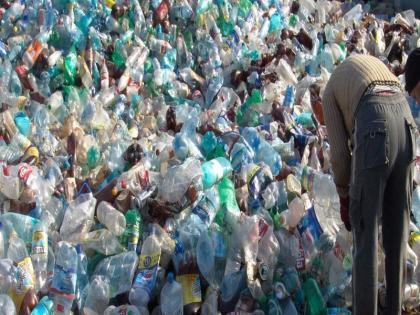 these 7 types of plastics are most dangerous for health | सावधान! 'हे' प्लास्टिक आहेत सर्वात जास्त धोकादायक!