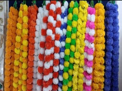 High Court favors ban on use and sale of plastic flowers  | प्लास्टीकच्या फुलांचा वापर आणि विक्रीवर बंदीस उच्च न्यायालय अनुकूल 