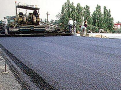 Plastic roads are being constructed in Buldana district | बुलडाणा जिल्ह्यात तयार होताहेत प्लास्टीकचे रस्ते