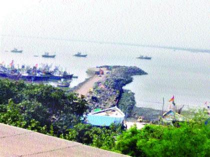 18 year old exile ends in Karanja port | करंजा बंदराचा १८ वर्षांचा वनवास संपला