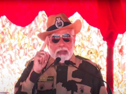 PM Modi celebrated Diwali with Indian soldiers deployed along the in Gujarat Kachchh | "आमचं सरकार एक इंच जमिनीच्या बाबतही तडजोड करत नाही"; कच्छमध्ये सैनिकांच्या भेटीनंतर म्हणाले PM मोदी