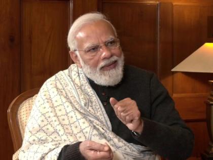 pm modi said farm laws were implemented for the benefit of farmers but were taken back in national interest | PM Narendra Modi Interview: “छोट्या शेतकऱ्यांच्या वेदना कळतात, राष्ट्रहितासाठी कृषी कायदे रद्द केले”: पंतप्रधान मोदी