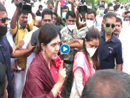 Pankaja Munde Warns Suporters over shout slogans in parli | 'अंगार भंगार घोषणा काय देताय, तुमच्यावर असे संस्कार आहेत का?'; पंकजा मुंडे कार्यकर्त्यांवर संतापल्या