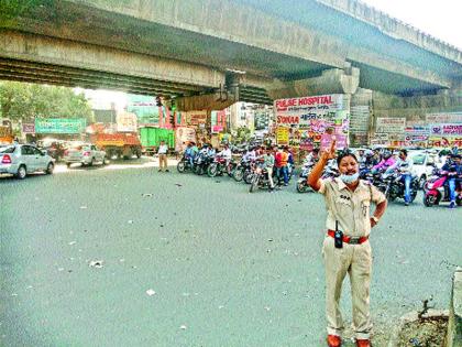 Eventually the signal under the navel bridge started; Necessary Criminal Measures | अखेर नवले पुलाखालील सिग्नल सुरू; कोंडीवर उपाययोजनांची गरज