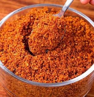 साऊथ इंडियात घरोघरी अम्मा करतात तशी पारंपरिक गनपावडर किंवा पोडी करण्याची रेसिपी, इडली-डोसा स्पेशल सोबत