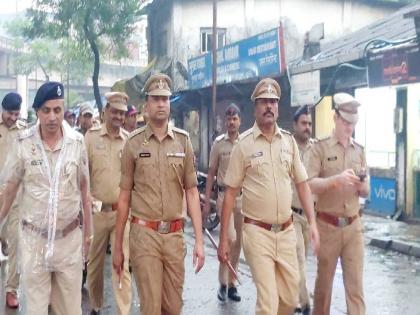 Police patrolling in Bhiwandi on the occasion of Anant Chaturdashi and Eid-e-Miladunnabi | अनंत चतुर्दशी व ईद-ए-मिलादुन्नबी पार्श्वभूमीवर भिवंडीत पोलिसांचे पथसंचलन