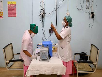 CoronaVaccine: The state will procure laxatives only from domestic companies | CoronaVaccine: राज्याची लसखरेदी देशांतर्गत कंपन्यांकडूनच हाेणार