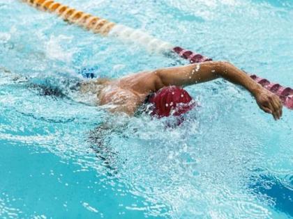 swimming training for mumbaikars 21 days of classes in 10 municipal swimming pools | मुंबईकरांना पोहण्याचे प्रशिक्षण; महापालिकेच्या १० तरण तलावांमध्ये २१ दिवसांचे वर्ग