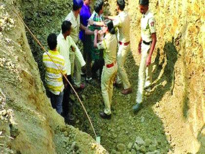 To stop the work of the Surya, farmers jump bofore poklane | सूर्याचे काम बंद पाडण्यासाठी शेतकऱ्यांनी पोकलेनखाली मारल्या उड्या