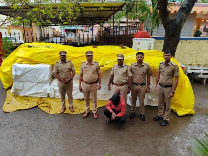 91 lakh gutka seized on Pune Nashik highway | पुणे - नाशिक महामार्गावर टेम्पोमधून वाहतूक होणारा ९१ लाखांचा गुटखा जप्त