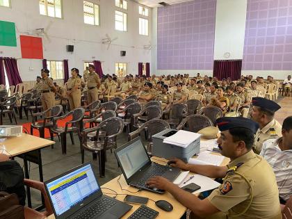 Kolhapur: Preference for city police stations to be replaced in 600 police days excluding hometowns | Kolhapur: होमटाऊन वगळून सहाशे पोलिसांच्या दिवसात बदल्या शहरातील पोलिस ठाण्यांना प्राधान्य