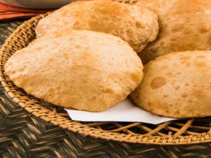 Telangana Child died after eating 3 Puri at one time | मधल्या सुट्टीत डब्बा खाताना सहावीतल्या विद्यार्थ्याचा दुर्दैवी मृत्यू; कुटुंबियांना जबर धक्का