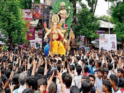 Ganesha idol of POP should not be in public mandap High Court Order to all Municipal Corporations | पीओपीची गणेशमूर्ती सार्वजनिक मंडपात नको; सर्व महापालिकांना आदेश द्या : हायकोर्ट