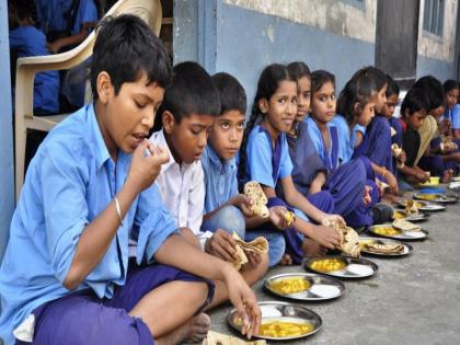 Where does the 'nutritional' rice go?, the center has asked; A compilation of school nutrition scheme statistics | ‘पोषण’चा तांदूळ जातो कुठे?, केंद्राला पडलाय प्रश्न; शालेय पोषण आहार योजनेच्या आकडेवारीचा घोळ