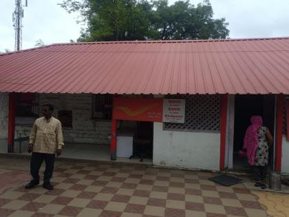 Postal services closed in Baramati, Daund, beloved sisters are confused and confused, will Rakhi arrive on the eve of Raksha Bandhan? | बारामती, दौंडमध्ये पोस्ट सेवा बंद, लाडक्या बहिणी चकरा मारून हैराण, रक्षाबंधनच्या तोंडावर राख्या पोचणार का? Postal services closed in Baramati, Daund, beloved sisters are confused and confused, will Rakhi arrive on the eve of Raksha Bandhan? | बारामती, दौंडमध्ये पोस्ट सेवा बंद, लाडक्या बहिणी चकरा मारून हैराण, रक्षाबंधनच्या तोंडावर राख्या पोचणार का?