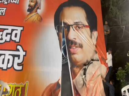 BJP tore down posters of Uddhav in Nagpur; Nitin Gadkari's criticism too | भाजयुमोने नागपुरात फाडले उद्धव यांचे पोस्टर्स; नितीन गडकरींचेही टीकास्त्र