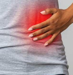 पोटात एकाच कोपऱ्यात अचानक खूप दुखायला लागते? गॅसेस समजून सोडा पिऊ नका, ‘या’ गंभीर आजाराचा धोका