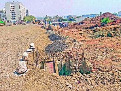 For two hundred meters road struggle for five years | दोनशे मीटर रस्त्यासाठी ५ वर्षांपासून संघर्ष