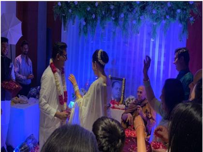 see photos of ias tina dabi and pradeep gawande first wedding pics tina bridal look in white silk saree rajasthan jaipur | IAS टीना डाबी, प्रदीप गावंडे अडकले विवाहबंधनात; लग्नाच्या पहिल्या फोटोनं साऱ्याचं लक्ष वेधलं!