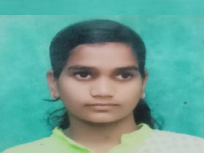 blind Pragya Suresh Jadhav of Aswalewadi in Sangli district secured 77 percent in the Class XII examination | Sangli: नियतीने डोळे हिरावले, पण हार नाही मानली; अस्वलेवाडीतील प्रज्ञा बारावीच्या परीक्षेत शाळेत पहिली