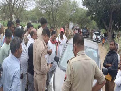 Pramod Yadav, a pharmacist from Uttar Pradesh, died of a heart attack in his car | धक्कादायक! वाहन चालवत असतानाच फार्मासिस्टचा हृदयविकाराच्या झटक्याने मृत्यू