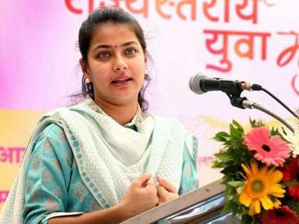 congress praniti shinde reaction on Hinganghat Woman Ablaze | 'हिंगणघाटच्या आरोपीला हैदराबादसारखी शिक्षा करा', प्रणिती शिंदेंचा संताप