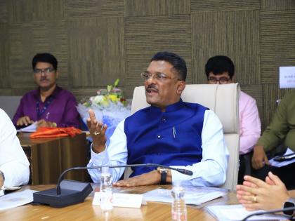 Pod taxis should not be monorail Minister Saranaik instructions to check safety | पॉड टॅक्सीची मोनो होऊ नये; सुरक्षितता तपासण्याच्या मंत्री सरनाईक यांच्या सूचना Pod taxis should not be monorail Minister Saranaik instructions to check safety | पॉड टॅक्सीची मोनो होऊ नये; सुरक्षितता तपासण्याच्या मंत्री सरनाईक यांच्या सूचना