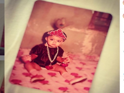 Prarthana Behere shares her childhood pictures on Instagram on the occasion of her birthday | ही चिमुरडी मराठी चित्रपटसृष्टीवर करतेय राज्य, तिच्या सौंदर्यावर फॅन्स आहेत फिदा