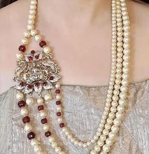 अशी चिक मोत्याची माळ! कुठल्याही साडीवर शोभून दिसेल मोत्याचा साज, पाहा अत्यंत सुंदर मोत्याचे नेकलेस