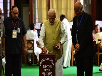 Presidential Election 2022: How is the presidential election held? What is the value of MP-MLA votes? | Presidential Election 2022: कशी होते राष्ट्रपतींची निवडणूक? खासदार-आमदारांच्या मतांचे मूल्य काय? असे आहे गणित...