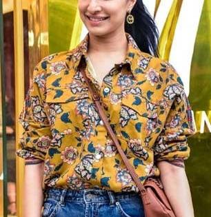 ऑफिसवेअरसाठी प्रिटेंड शर्टचे ५ नवीन पॅटर्न! पाहा आकर्षक डिझाइन्स, कॅज्युअल लूकमध्ये दिसाल स्मार्ट आणि एलिगंट