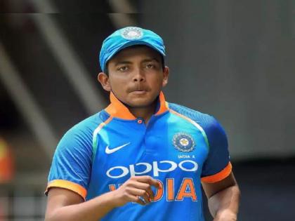 Prithvi Shaw's car was attacked, chased, then the glass was broken, shocking reason revealed | Prithvi Shaw: पृथ्वी शॉच्या कारवर हल्ला, पाठलाग केला, मग काचा फोडल्या, धक्कादायक कारण आलं समोर  