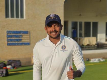 West Zone vs Central Zone : Prithvi Shaw scored 142(140) runs with 15 fours and 4 sixes in Duleep Trophy Semi-Final. | Duleep Trophy : पृथ्वी शॉ कसला भारी खेळला, १४२ धावांच्या खेळीत Four-Six नेच १९ चेंडूंत ८४ धावा कुटल्या