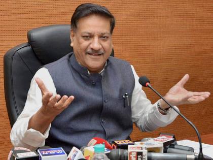 Congress will only talk to Uddhav Thackeray, Pawar; Former Chief Minister Prithviraj Chavan's statement | काँग्रेस फक्त उद्धव ठाकरे, पवार यांच्याशी करणार चर्चा; माजी मुख्यमंत्री पृथ्वीराज चव्हाण यांचे वक्तव्य