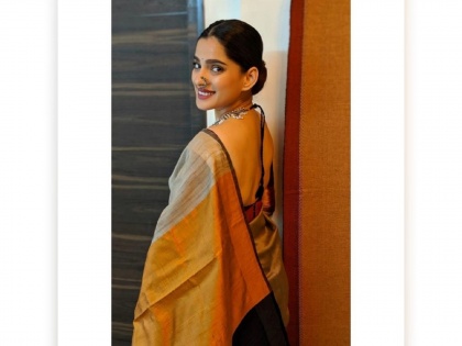 Priya bapat looks beautiful in saree | प्रिया बापटची बातच न्यारी, मराठमोळ्या लूकमध्ये दिसली साजिरी