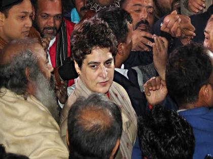 'Priyanka Gandhi violates security rules' | 'प्रियांका गांधींनीच केला सुरक्षा नियमांचा भंग'