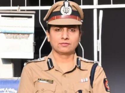 Railway SP Dr. Priyanka Naranware transferred on promotion | रेल्वे एसपी डॉ. प्रियंका नारनवरे यांची पदोन्नतीवर बदली Railway SP Dr. Priyanka Naranware transferred on promotion | रेल्वे एसपी डॉ. प्रियंका नारनवरे यांची पदोन्नतीवर बदली