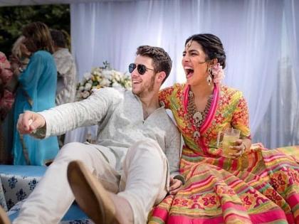 Priyanka Chopra Nick Jonas Wedding: Priyanka Chopra and Nick Jonas troll social media | Priyanka Chopra Nick Jonas Wedding: लग्नातल्या आतषबाजीमुळे ट्रोल झाले प्रियंका चोप्रा आणि निक जोनास