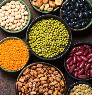 कोणत्या डाळींमध्ये असतं सगळ्यात जास्त प्रोटीन? शाकाहारी जेवणातूनही मिळेल जबरदस्त ताकद रोज