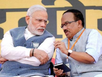 Challenge to BJP leadership, laxmikant Parsekar aggressive in goa | गोव्यात भाजप नेतृत्वाला आव्हान, माजी मुख्यमंत्री पार्सेकर आक्रमक