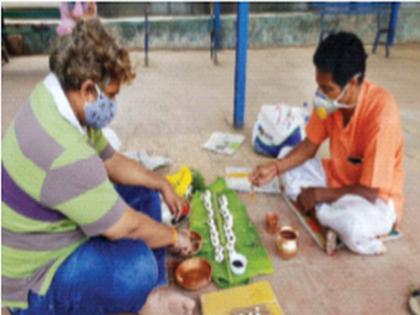 Dashakriya Vidhi, a director from Thane took the initiative for bone immersion | दशक्रिया विधी, अस्थी विसर्जनासाठी ठाण्यातील दिग्दर्शकाने घेतला पुढाकार